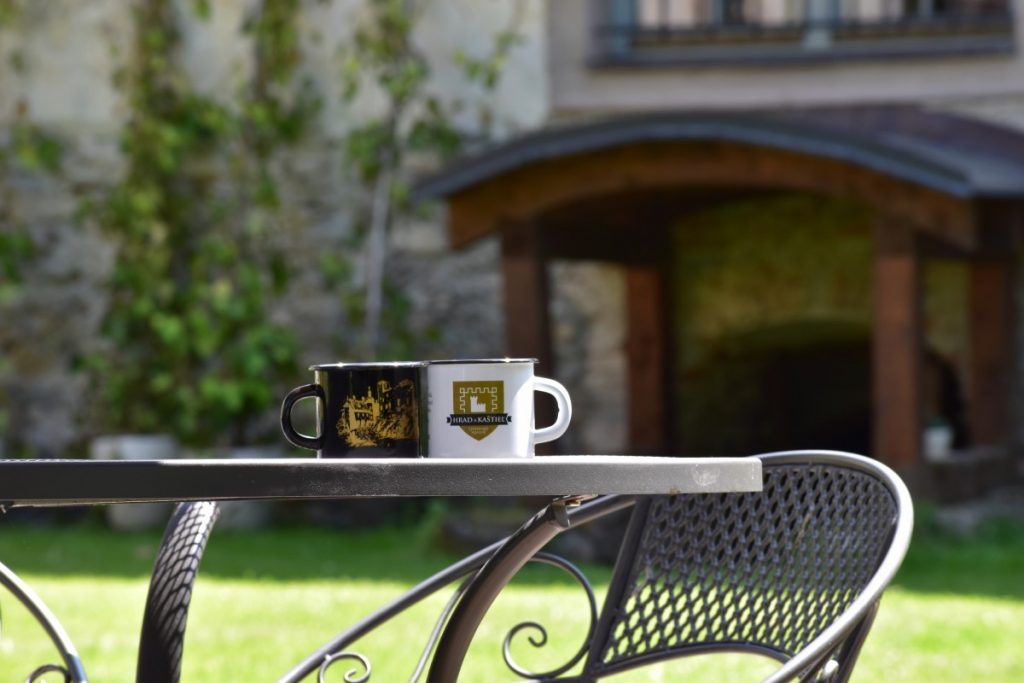 Exkluzívne smaltované hrnčeky na mieru