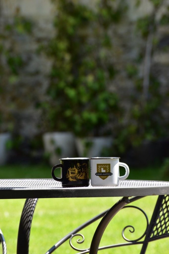 Exkluzívne smaltované hrnčeky na mieru