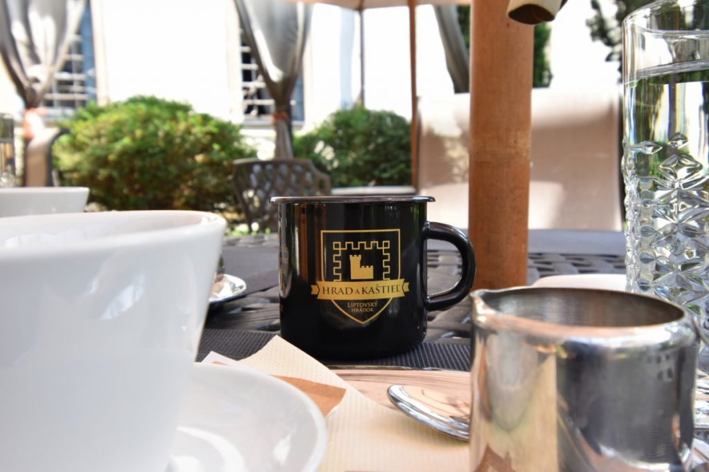 Exkluzívne smaltované hrnčeky na mieru